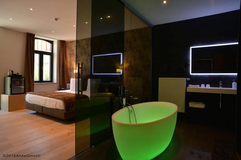 Hotel Le Manoir مارشه ان فامن المظهر الخارجي الصورة