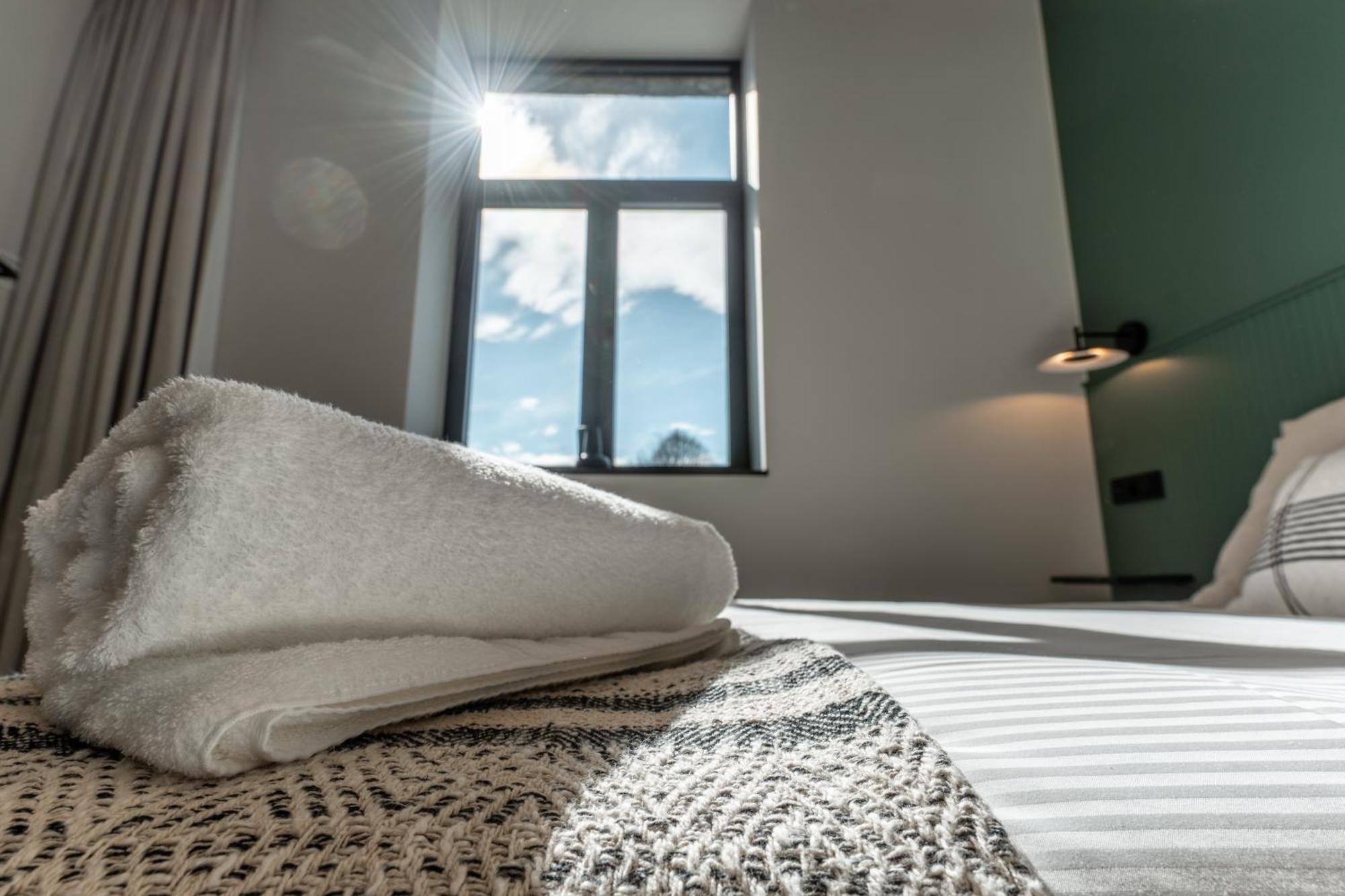 Hotel Le Manoir مارشه ان فامن المظهر الخارجي الصورة