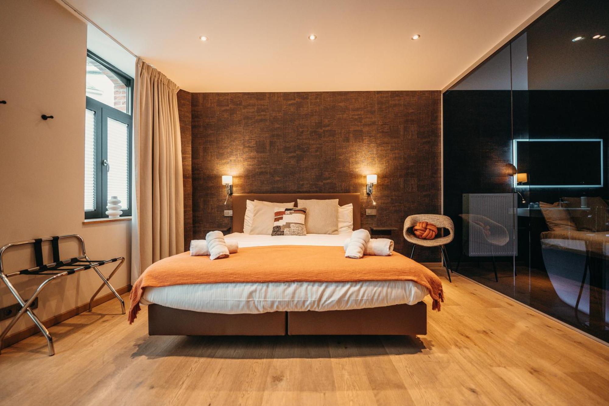 Hotel Le Manoir مارشه ان فامن المظهر الخارجي الصورة